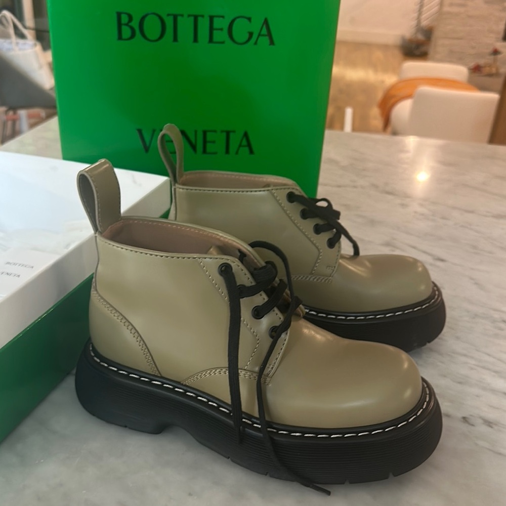 Bottega Veneta Tan and Black Boots with Chunky Sole